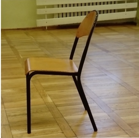 zdjęcie krzesła szkolnego